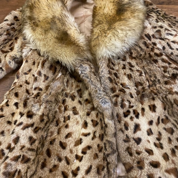 Vintage Leopard Print Faux Fur Coat - Picture 2 of 5